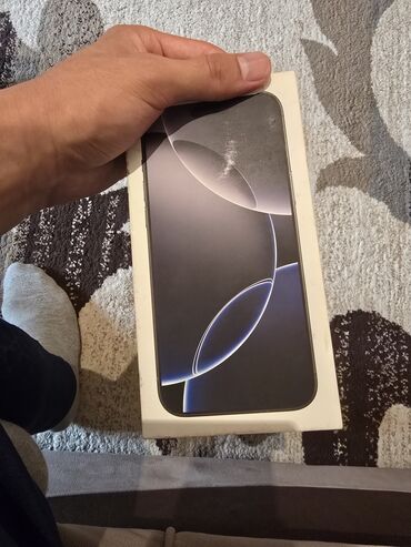 оперативная память g.skill: IPhone 16 Pro Max, Колдонулган, 256 ГБ, Space Gray, Куту, 100 %