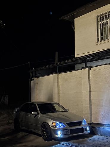 swap свап: Toyota Altezza: 2000 г., 2.5 л, Автомат, Бензин, Седан — 5