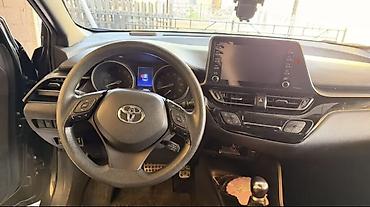 lexus es авто: Toyota C-HR: 2019 г., 2 л, Типтроник, Бензин, Кроссовер — 6