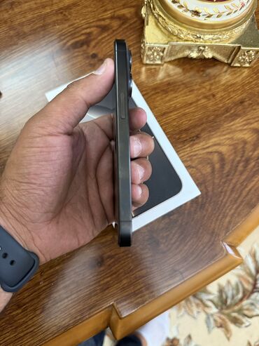iphone 7 işlenmiş qiymeti: IPhone 15 Pro, 128 GB, Black Titanium
