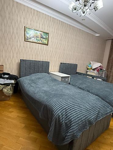 çarpayı üçün botiklər: Uki ədəd çarpayı birgə 180 azn təcilu satlır ünvan Nərmanov 23uu — 1