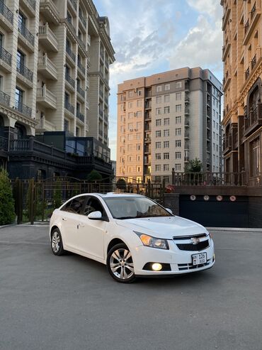 Chevrolet: Chevrolet Cruze: 2011 г., 1.8 л, Автомат, Бензин, Седан