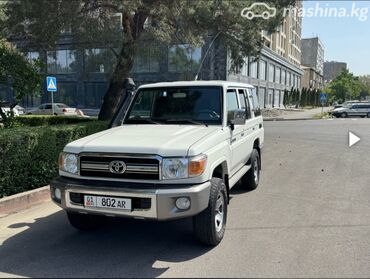 Toyota: Toyota LandCruiser 70 Series: 2015 г., 4.2 л, Механика, Дизель, Внедорожник