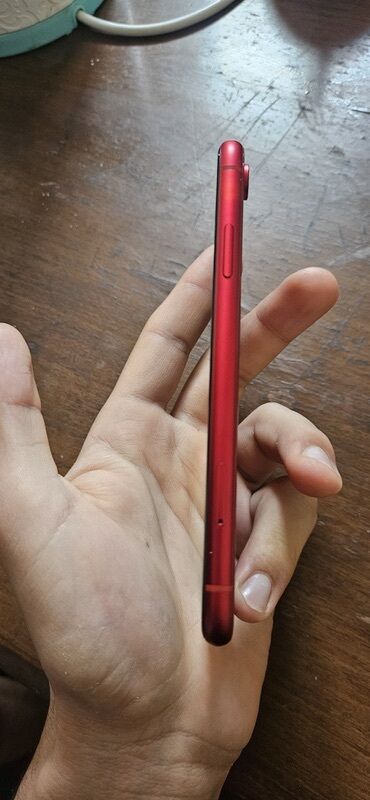 Apple iPhone: IPhone Xr, Qırmızı, Face ID — 9