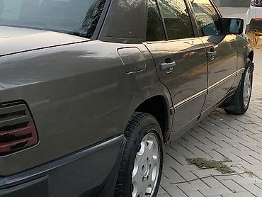 wald mahora: Mercedes-Benz W124: 1989 г., 2 л, Автомат, Бензин, Седан — 4