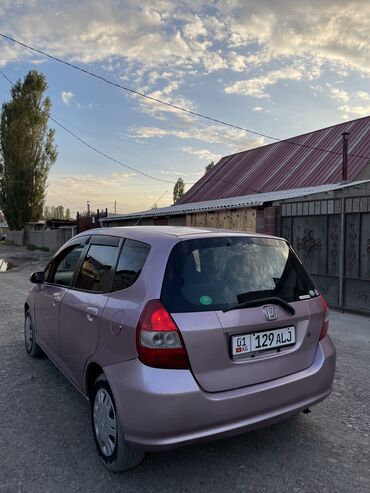 Honda: Honda Fit: 2002 г., 1.3 л, Бензин
