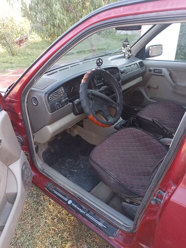 ремонт сабвуферов: Volkswagen Vento: 1993 г., 1.8 л, Механика, Бензин, Седан