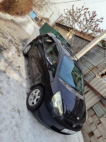 Honda: Honda Fit: 2005 г., 1.3 л, Вариатор, Бензин, Хэтчбэк — 2