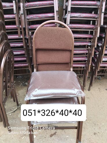 Masa və oturacaq dəstləri: Qonaq otağı üçün, Yeni, Açılan, Dördbucaq masa, 4 stul — 29