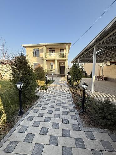 Продажа коттеджей и домов: 🏡 СРОЧНО ПРОДАЕТСЯ ДОМ в Ак-Ордо 3! 📐 Площадь дома: 125 м² 🌿 Участок — 2