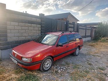 эшке: Volkswagen Passat Variant: 1992 г., 1.8 л, Кол менен иштөөчү, Бензин, Универсал — 1