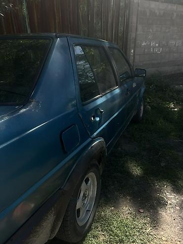mcv 21: Volkswagen : 1980 г., 1.6 л, Механика, Седан — 1