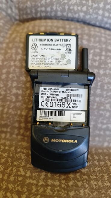 Ostali predmeti za umetnost i kolekcionarstvo: Trlefon retro, sve radi ide bez punjaca,motorola star tak — 13