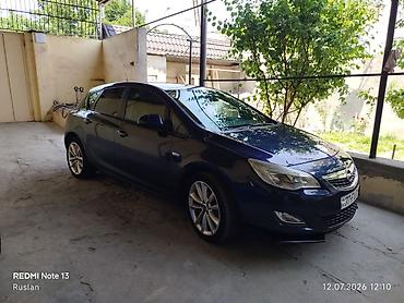 gence masin salonu: Opel Astra: 1.4 l | 2010 il 243000 km Hetçbek — 9