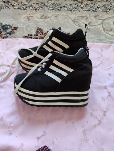 Ботинки и ботильоны: Кожаные зимние сапоги люкс + 2 пары в подарок Размер 38 (245 мм) — 5