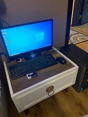 Masaüstü kompüter seti Tərkib: - Sistem bloku - HP monitor -