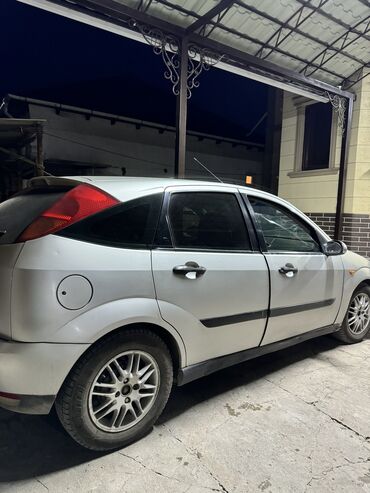 форт дубл кабина: Ford Focus: 2000 г., 1.6 л, Механика, Бензин, Хэтчбэк