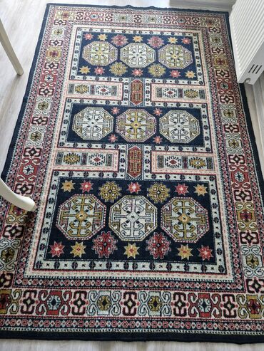 peleng sekilleri: Xalça Azərbaycan, Kredit yoxdur