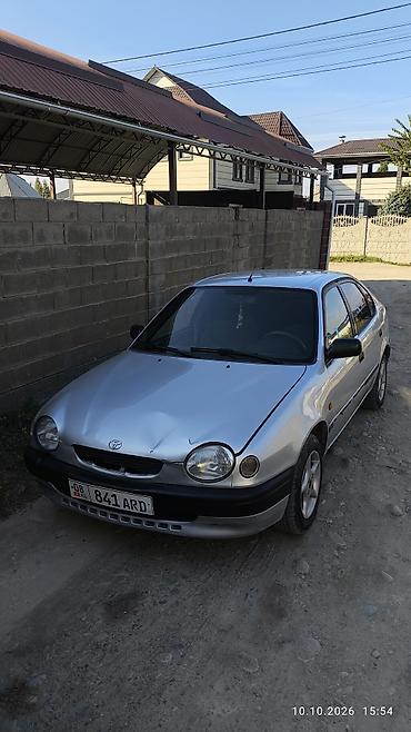 Toyota: Toyota Corolla: 1999 г., 1.3 л, Механика, Бензин, Седан — 1
