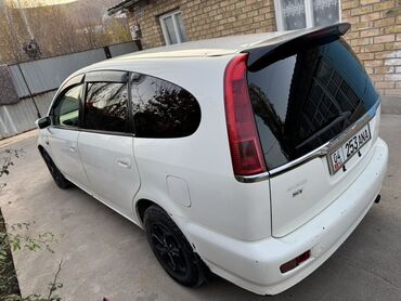 Honda: Honda Stream: 2001 г., 2 л, Бензин — 6