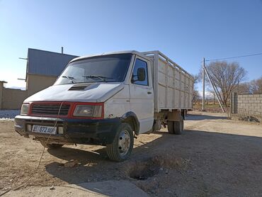 Iveco: Iveco Daily: 1992 г., 2.9 л, Механика, Дизель, Бус