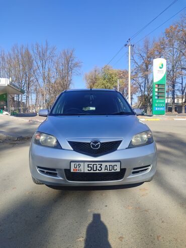 машина хундай: Mazda Demio: 2004 г., 1.3 л, Автомат, Бензин, Хэтчбэк