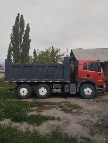 Портер, грузовые перевозки: Грузовик, Howo, Стандарт, Б/у at lalafo.kg Портер, грузовые перевозки: Грузовик, Howo, Стандарт, Б/у