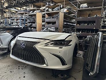 Бампер и комплектующие: Бампер Lexus, Оригинал — 11