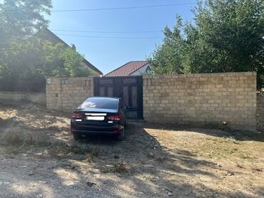Həyət evləri və villaların satışı: 4 otaqlı, 240 kv. m, Kredit yoxdur, Orta təmir