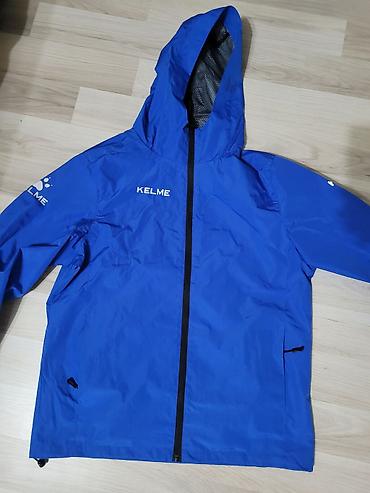 Спортивные костюмы: Продаю экипировку KELME .
Не подошёл размер.
Цена окончательная — 3