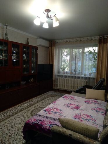 Продажа квартир: 3 комнаты, 70 м², Индивидуалка, 1 этаж, Косметический ремонт