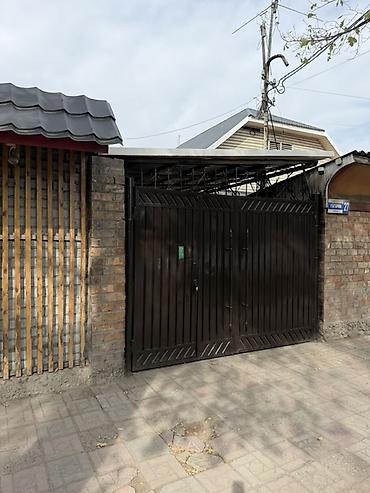180 м², 6 комнат и более