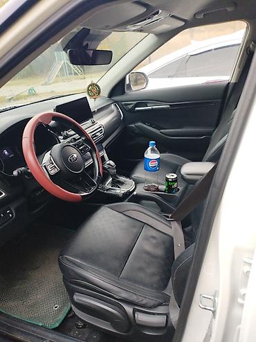 кия seltos: Kia Seltos: 2021 г., 1.6 л, Робот, Внедорожник — 2