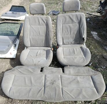 сиденья ауди: Комплект сидений, Audi 1993 г., Б/у