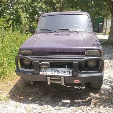 машина рынок ош: ВАЗ (ЛАДА) 4x4 Niva: 1998 г., 1.6 л, Типтроник, Бензин, Жол тандабас