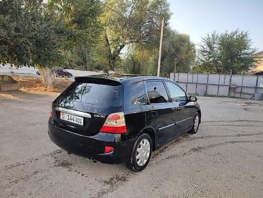 дымит мотор: Honda Civic: 2004 г., 1.7 л, Механика, Бензин, Хэтчбэк — 3