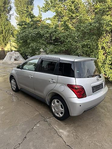 byd e1: Toyota Ist: 2003 г., 1.3 л, Автомат, Бензин, Хэтчбэк — 5