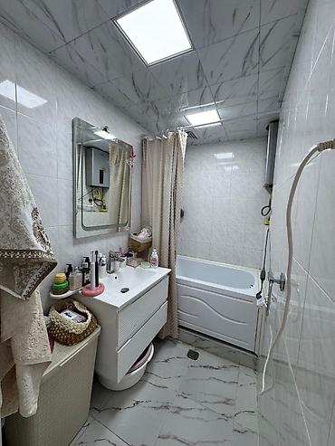 sibrizde evler: Bakı, Montin, 3 otaqlı, Köhnə tikili, m. Nəriman Nərimanov, 85 kv. m — 10