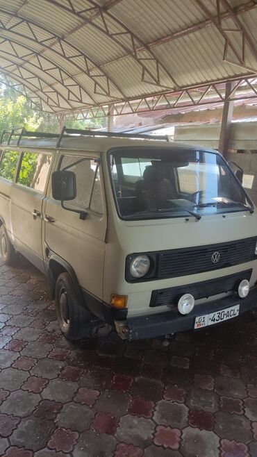 меняю на 124: Volkswagen Transporter: 1989 г., 1.6 л, Механика, Дизель, Бус