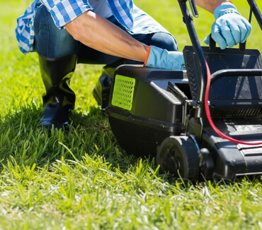 Другие услуги: Сделали ландшафтный дизайн? Нужно поддерживать его в идеальном — 1