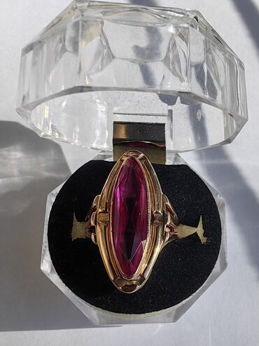 Кольца: Продаю золотое кольцо с рубином Проба золота - 583 Вес кольца - 8.3