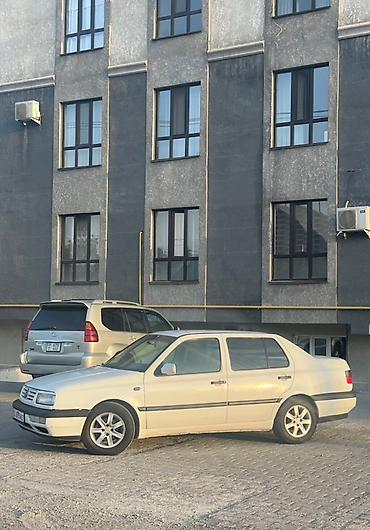 Volkswagen: Volkswagen Vento: 1996 г., 1.8 л, Автомат, Газ, Седан — 2