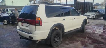 Mitsubishi: Mitsubishi Montero Sport: 1999 г., 3 л, Механика, Бензин, Внедорожник