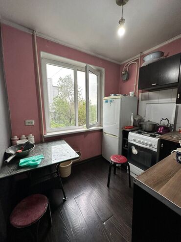 московская шопокова: 3 комнаты, 59 м², 104 серия, 4 этаж, Косметический ремонт