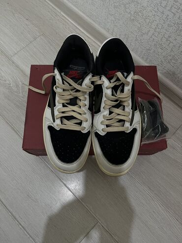 loro piana кепка цена бишкек: Продаю кросовки Jordan