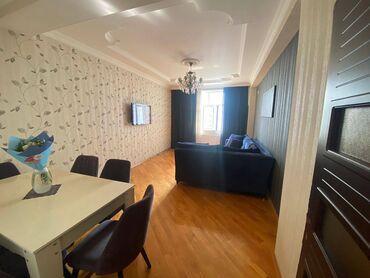 Uzunmüddətli kirayə mənzillər: 9-cu mikrorayonda Bolmart marketin yanında 17 mərtəbəli binanın 7-ci — 2