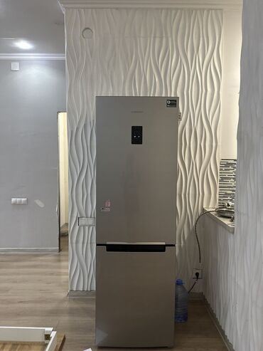 ремонт рефрижератора: Холодильник Samsung, Б/у, Двухкамерный, No frost, 60 * 155 * 65