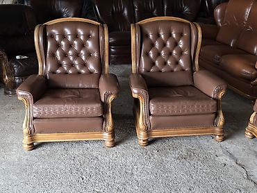 Stilske garniture: Kožni set za dnevni boravak – klasičan stil - Komplet: trosed + 2 — 5