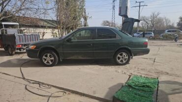 машина kg бишкек тойота: Toyota Camry: 2000 г., 2.2 л, Автомат, Бензин, Седан