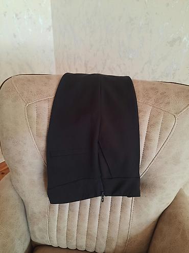 Futbolka və maykalar: Məhsul: 2 ədəd qadın bluz/don üstü 1) Kobalt mavi, güllü naxışlı — 6